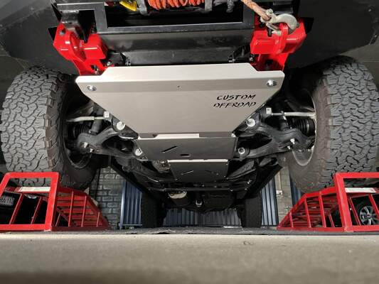 Custom Off-Road 2pc Front & Sump 4mm Steel Bash Plates for Ford Ranger Next-Gen V6