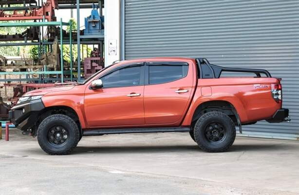 piak elite no loop bar mitsubishi triton mr