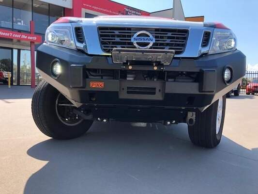 nissan navara np300 piak elite no loop bar