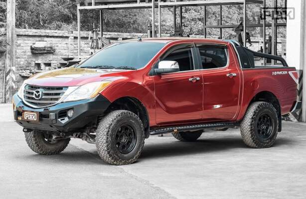 piak elite no loop mazda bt50 black tow points underbody
