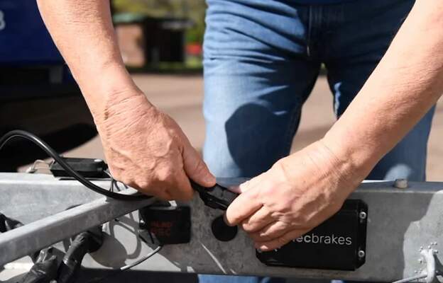 Elecbrake Brake Controller - Better Towing Control